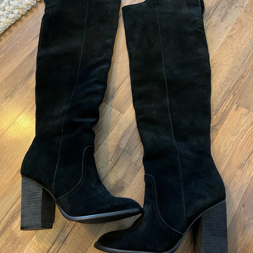 Knee high boot